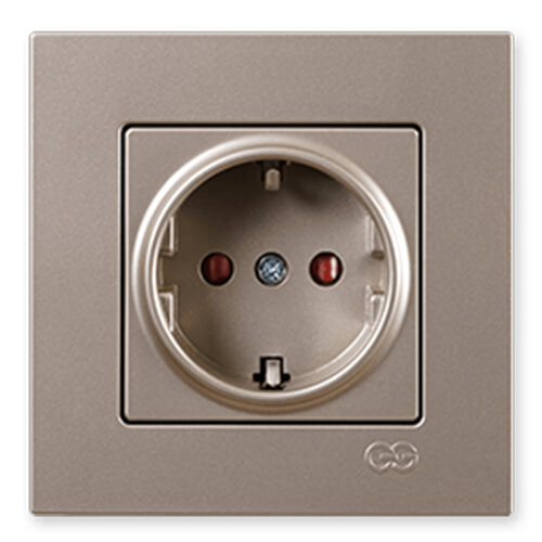 GÜNSAN - Günsan Eqona Metalik Bej Çocuk Korumalı Topraklı Priz - Çerçevesiz GÜNSAN - Günsan Eqona Metalik Bej Çocuk Korumalı Topraklı Priz - Çerçevesiz